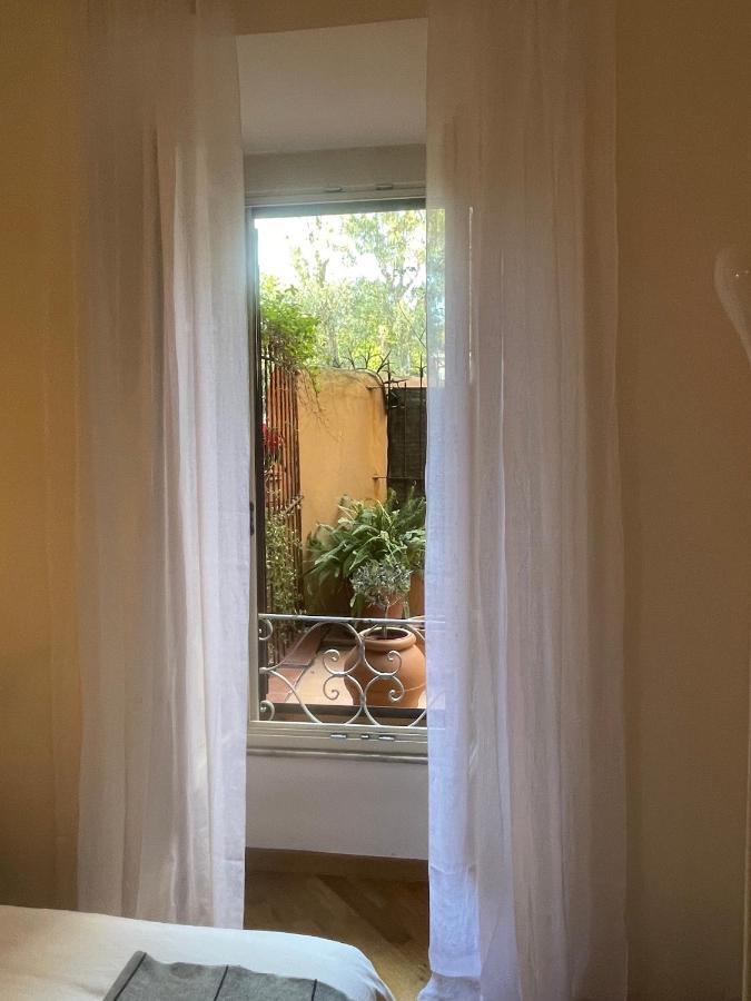 Colosseum Apartment With Big Terrace Rome Buitenkant foto